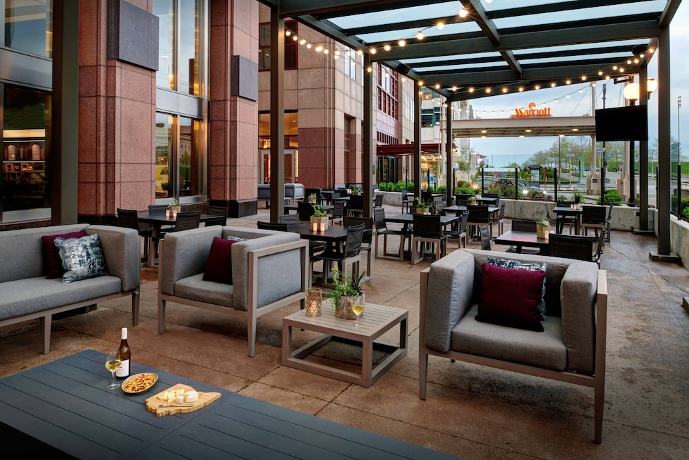 Cleveland Marriott Downtown at Key Tower - photo 3