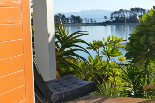 Waterfront Bliss - last minute hotel in Nelson