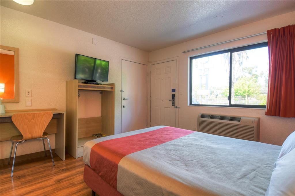 Motel6 San Ysidro CA San Diego Border - photo 12
