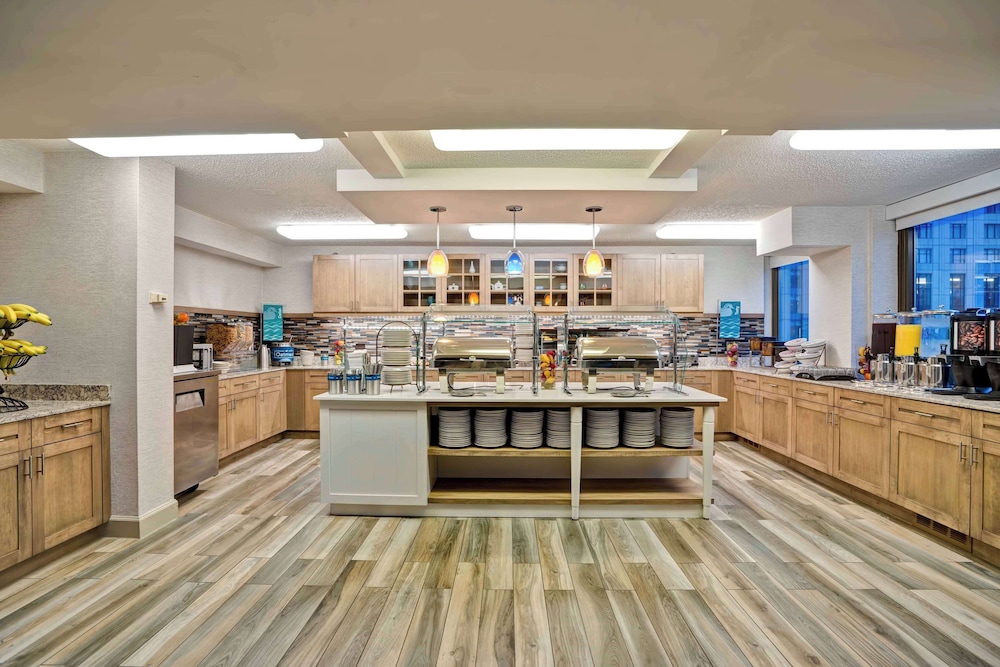 Homewood Suites by Hilton Chicago Downtown - photo 37
