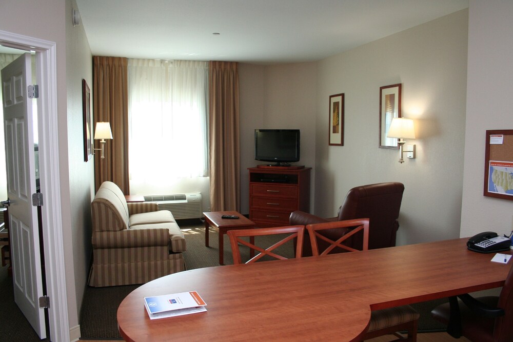 Candlewood Suites Avondale New Orleans by IHG - photo 11