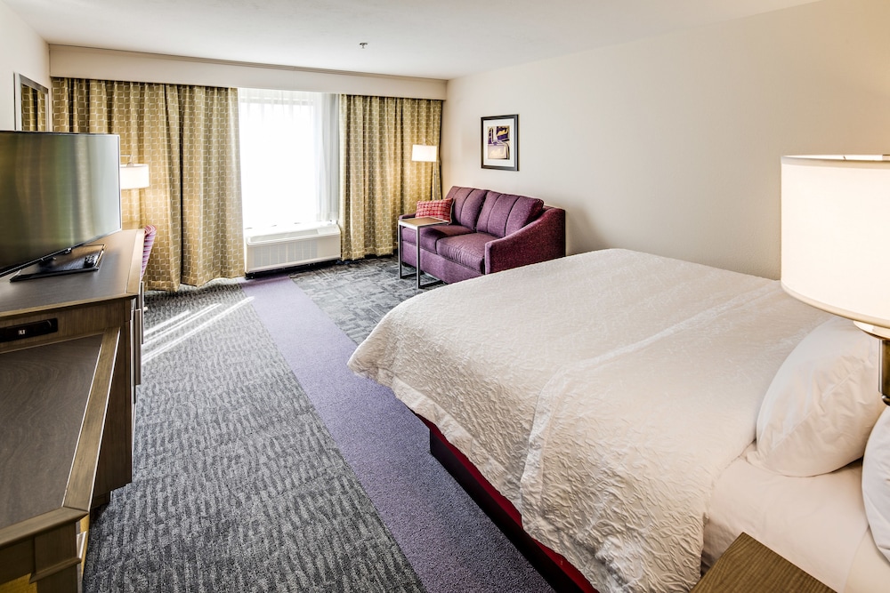 Hampton Inn & Suites Ashland - photo 9