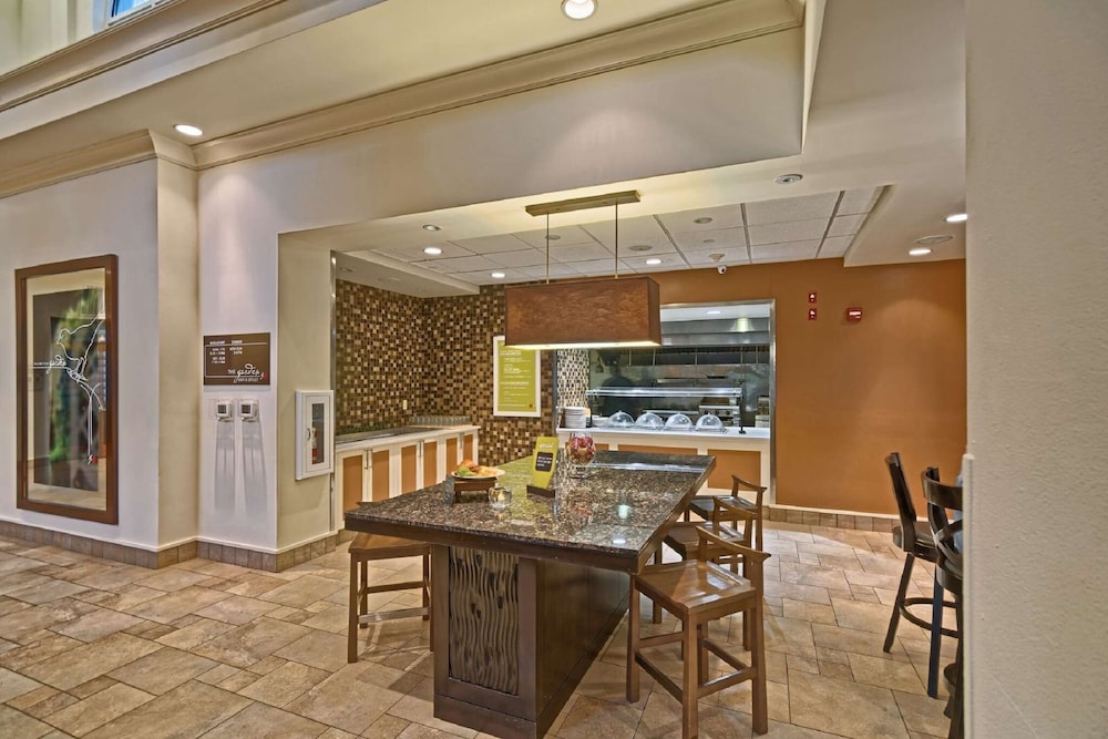 Hilton Garden Inn Mt. Laurel - photo 32
