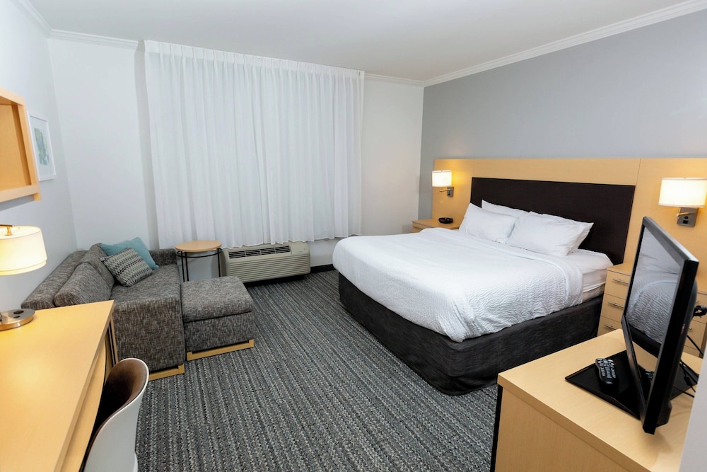 TownePlace Suites Bowling Green - photo 12