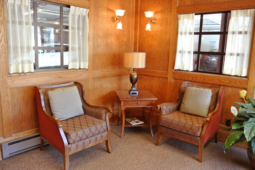 Cow Hollow Suites - photo 10