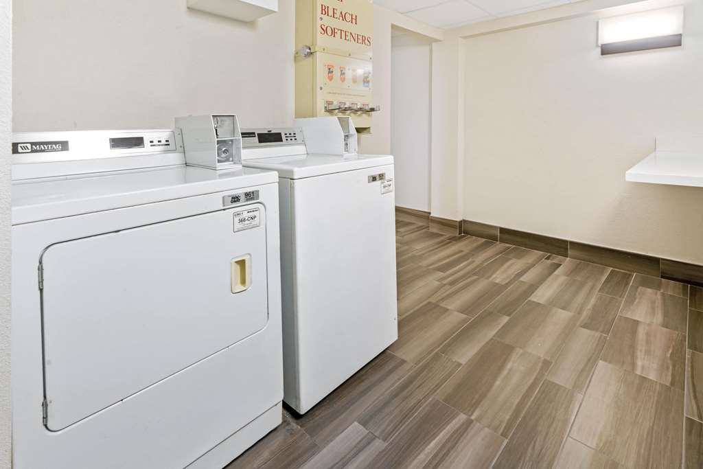 La Quinta Inn & Suites by Wyndham Orem University Pwy Provo - photo 64