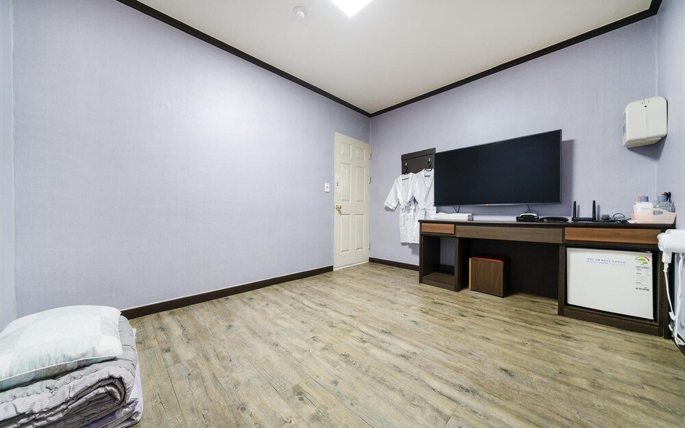 Wonju Roma Motel in Wonju, South Korea