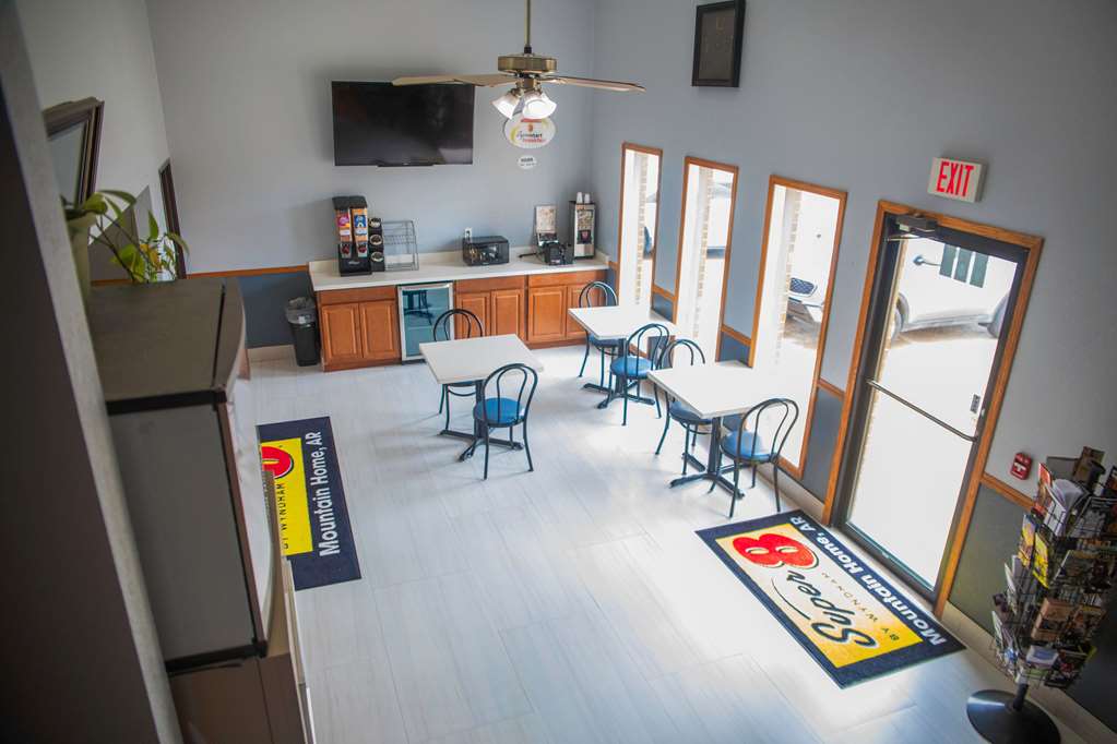 Super 8 by Wyndham Mountain Home - photo 17