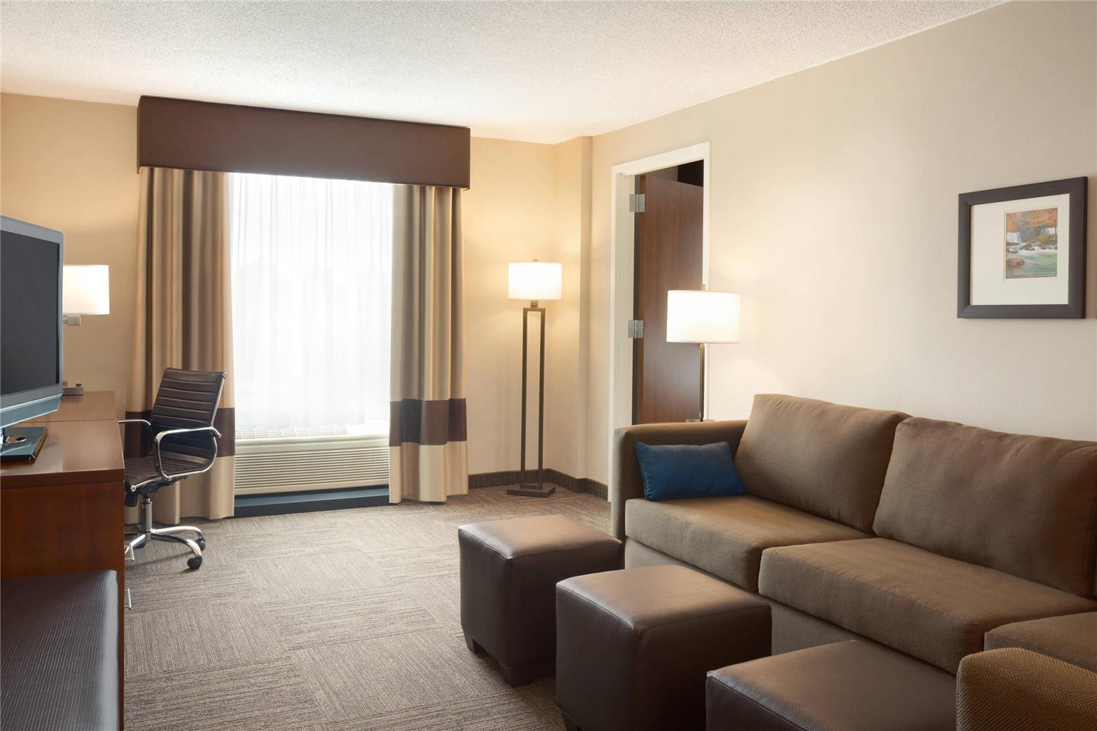 Comfort Inn & Suites Presidential Downtown Little Rock - photo 12