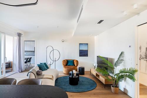 LUVI Occhialini 5 — 4-Star Luxury Hotel in Milan, Italy
