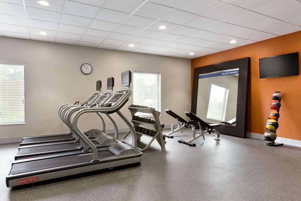 Hampton Inn North Olmsted Cleveland Airport - photo 14