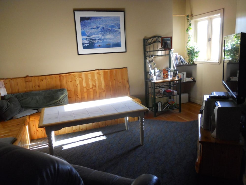 A Swan Nest Inn - photo 29