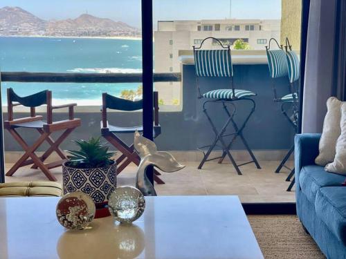 Stunning Views Beach & Lifestyle — 4-Star Luxury Hotel in Cabo San Lucas, Mexico