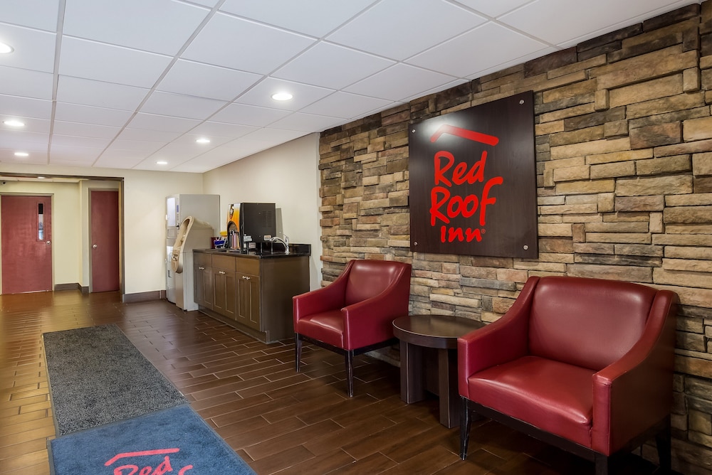 Red Roof Inn Allentown South - photo 7