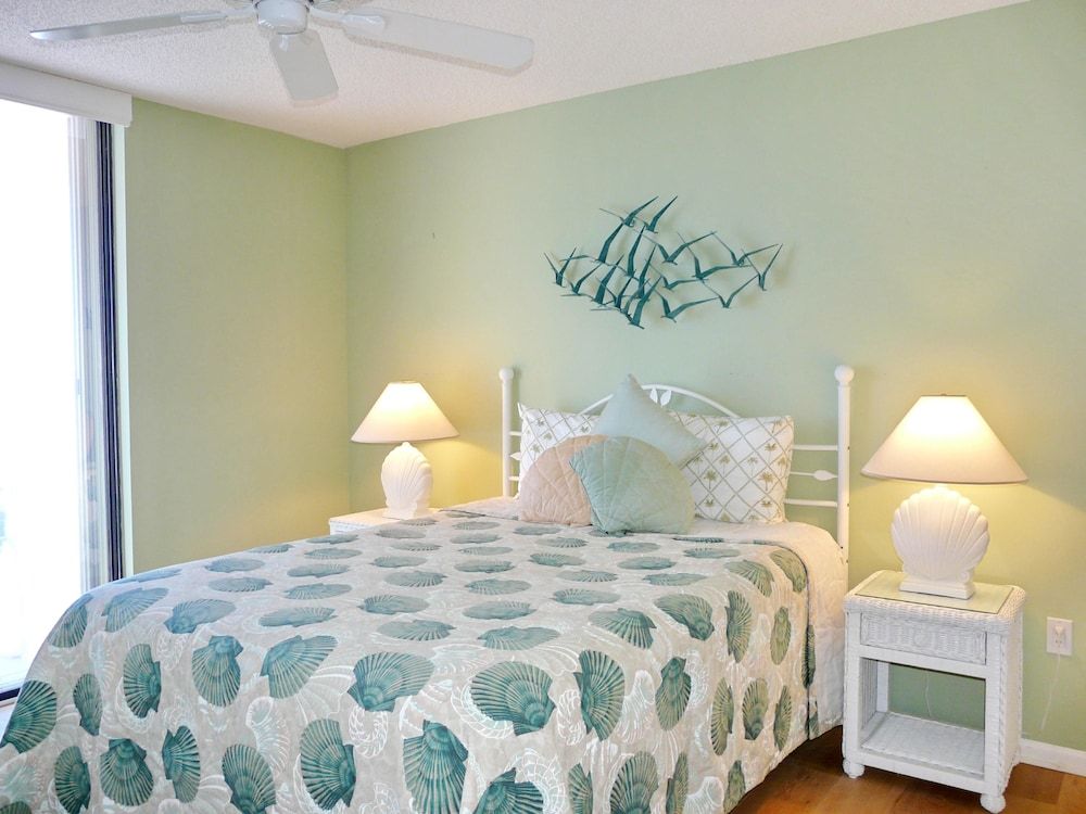 South Seas Tower 4 1209 - photo 22
