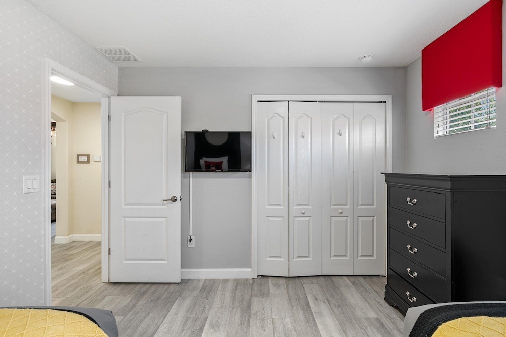 8948 Bismarck Palm rd - photo 9