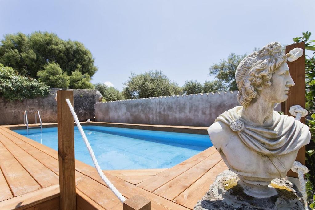 Restored Historic Mansion Paterno with Exclusive Pool Wifi And AC for 20 People in Alghero, Italy