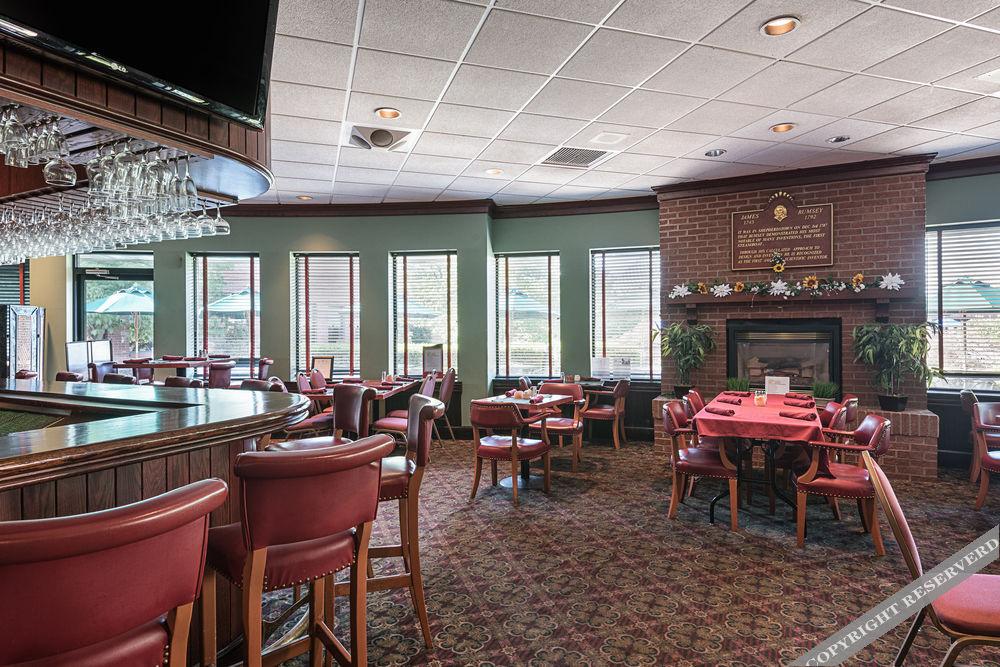 Clarion Hotel & Conference Center - photo 16