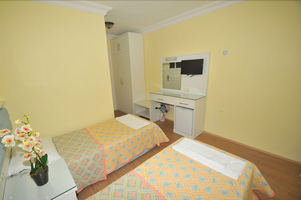 Ilkiz Beach Hotel — Fethiye — photo 2