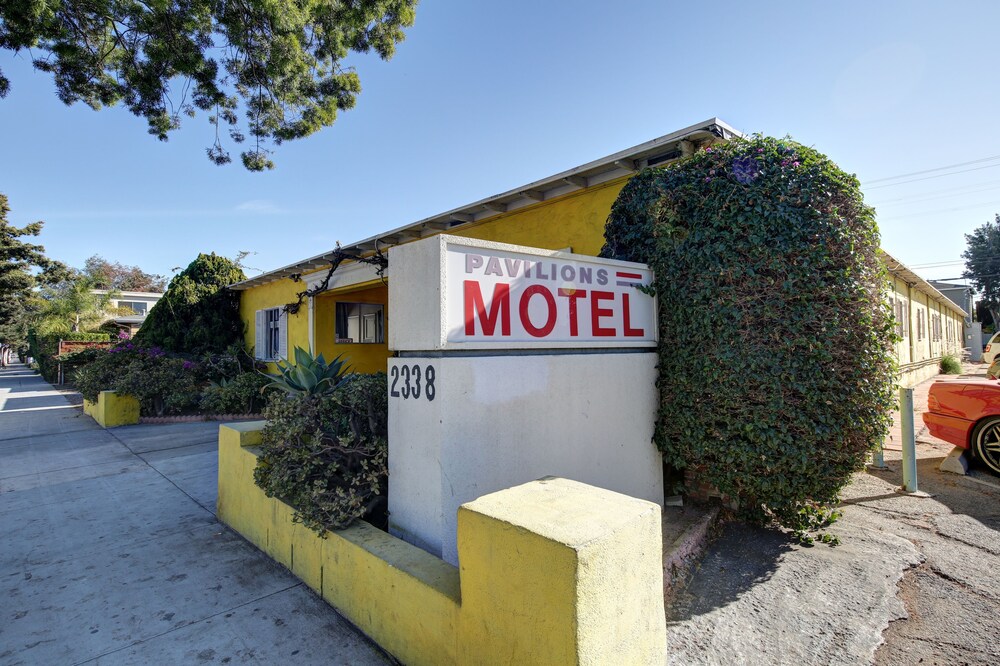Pavilions Motel - photo 31