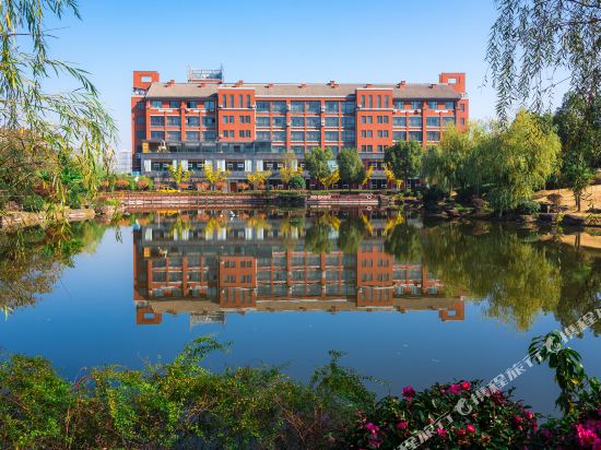 Xindongyang Fudu Hotel in Dongyang, People's Republic of China