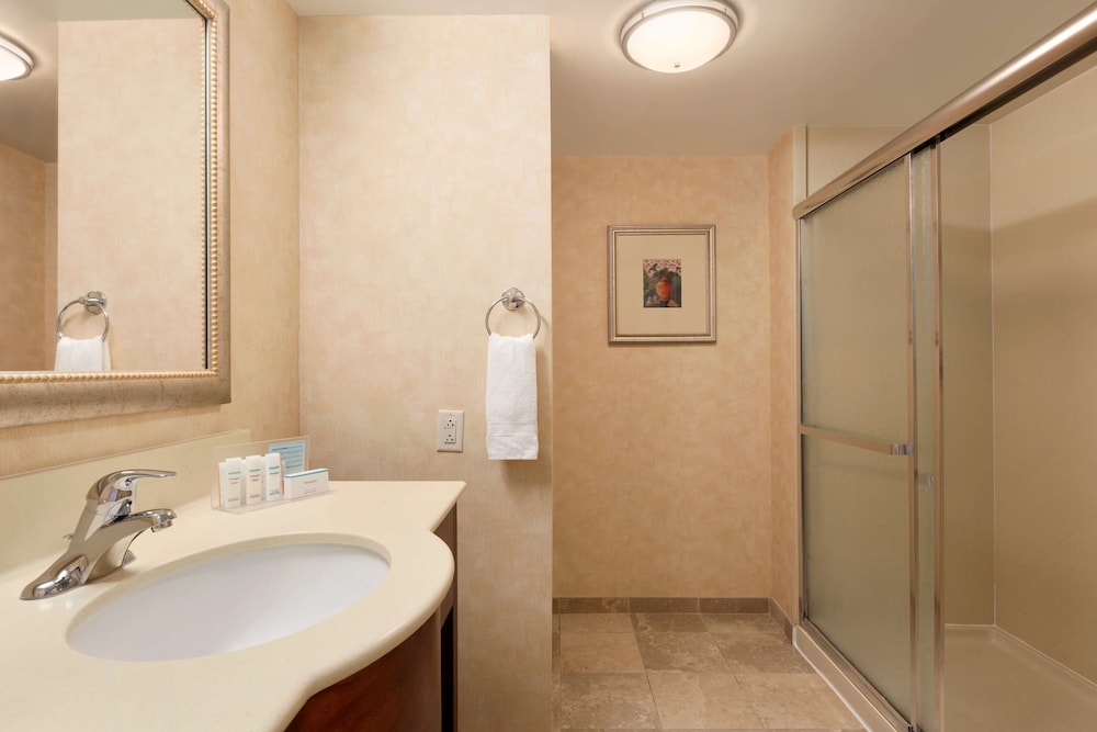 Hampton Inn Geneva - photo 14