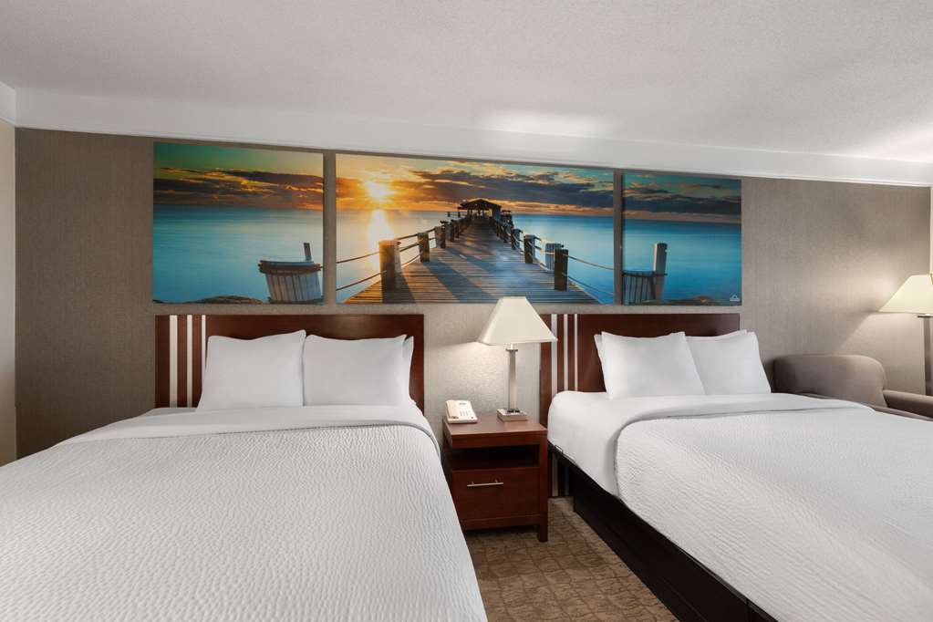 Days Inn by Wyndham Columbia Kentucky - photo 26