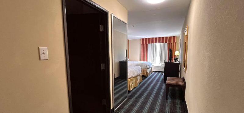 Holiday Inn Express Leesville - photo 19
