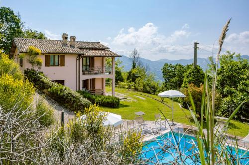 La Panoramica Da Stroppa — 4-Star Luxury Hotel in Acqualagna, Italy