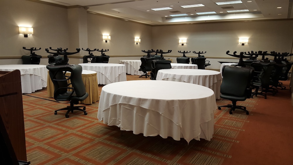 DoubleTree by Hilton Philadelphia West - photo 52