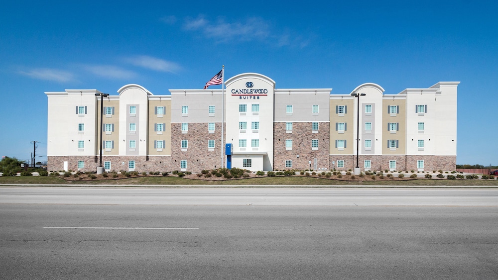 Candlewood Suites Waco by IHG - photo 49
