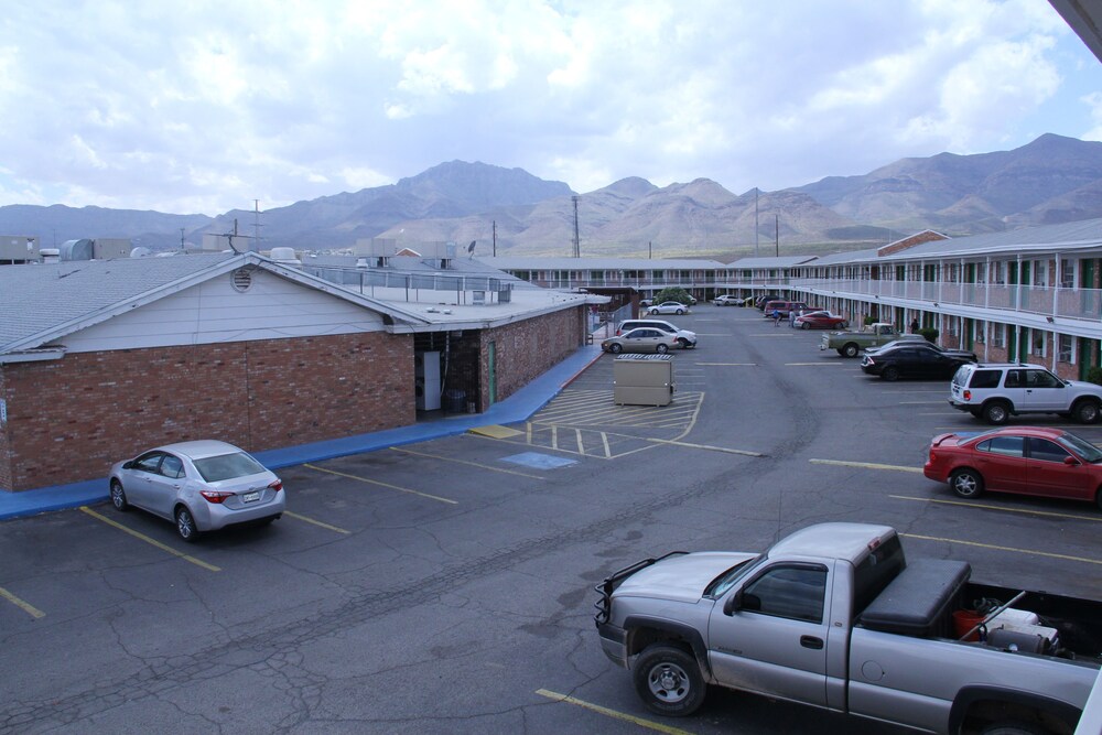 SuperLodge Motel - photo 59