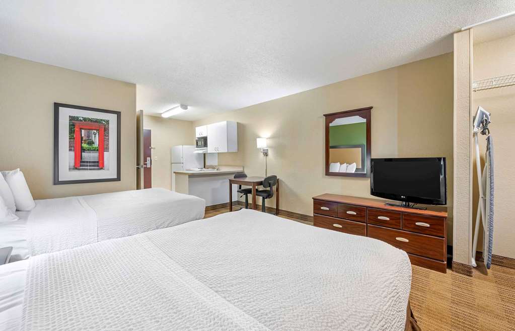 Extended Stay America Suites Indianapolis Airport - photo 26