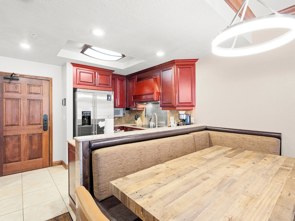 Canyons Village Condos by All Seasons Resort Lodging - photo 58