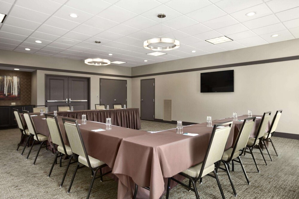 Homewood Suites by Hilton Columbus OSU OH - photo 18