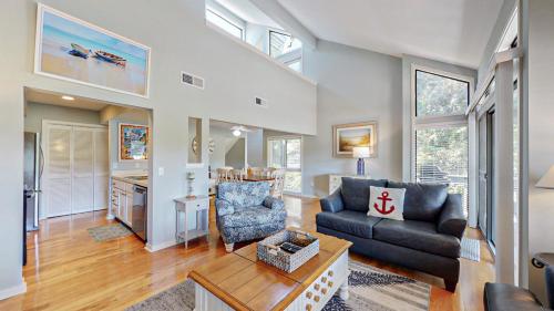 272 Turnberry Village - photo 11