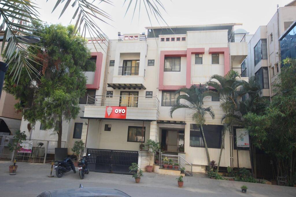 Compact Panache - carbon neutral hotel in Bengaluru