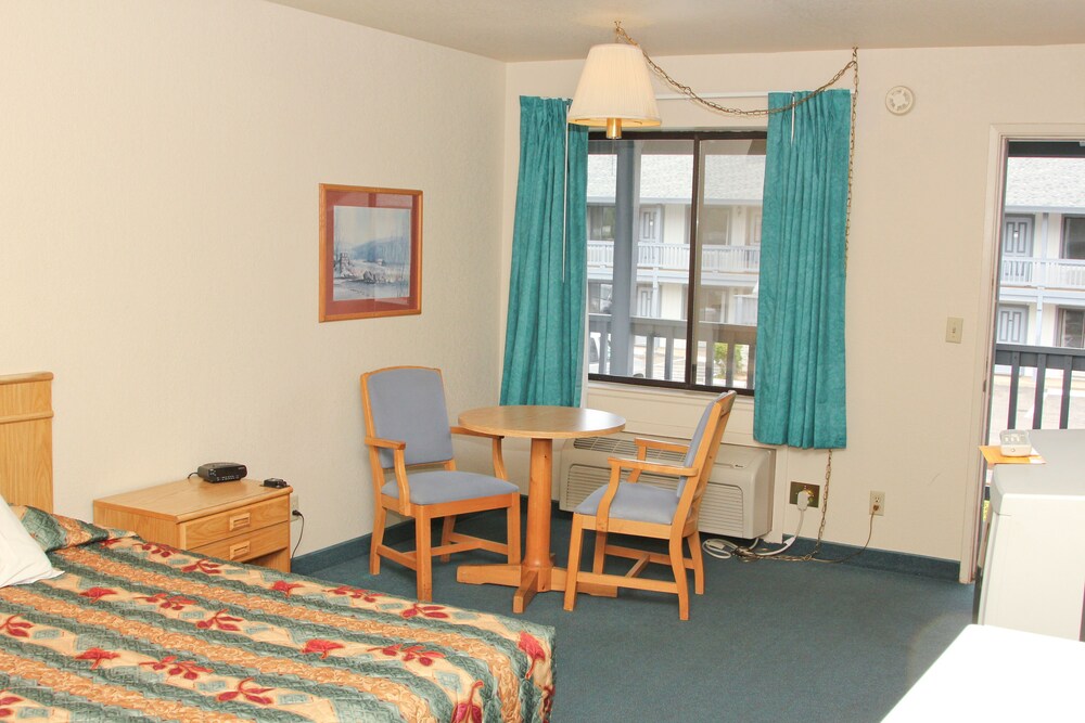 Gold Country Inn - photo 14