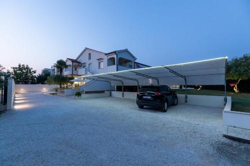 Palace Apartments Poreč — 4-Star Luxury Hotel in Porec, Croatia