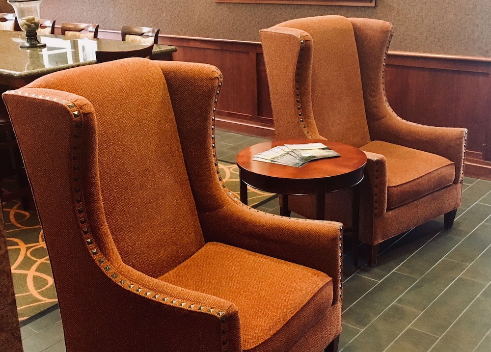 Hampton Inn & Suites Chesapeake Battlefield Blvd. - photo 6