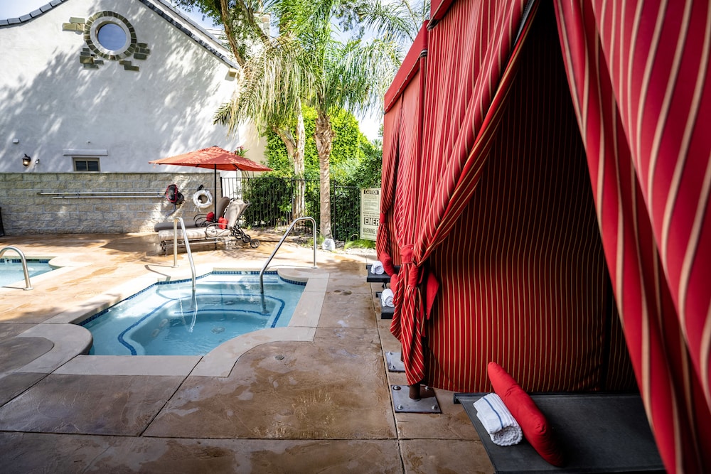 The Chateau at Lake La Quinta - photo 34