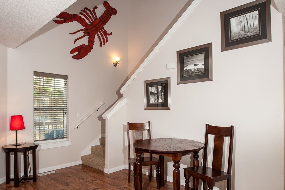 A Lobster Lookout - photo 9