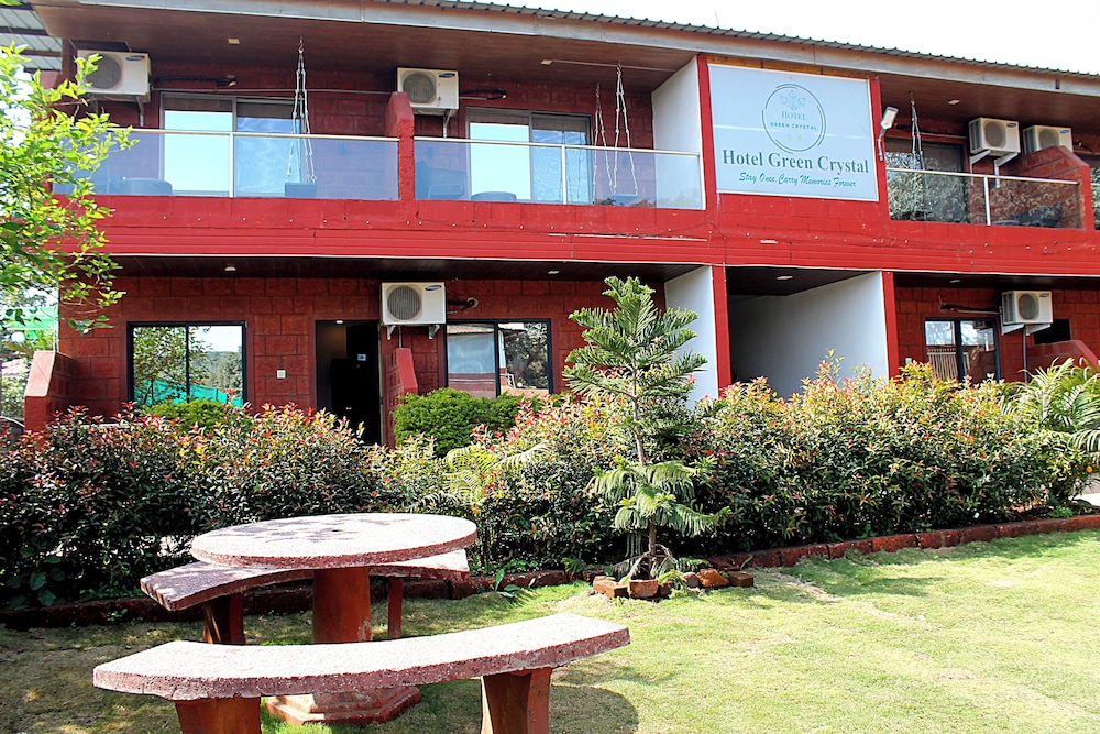 Hotel Green Crystal in Mahabaleshwar, India
