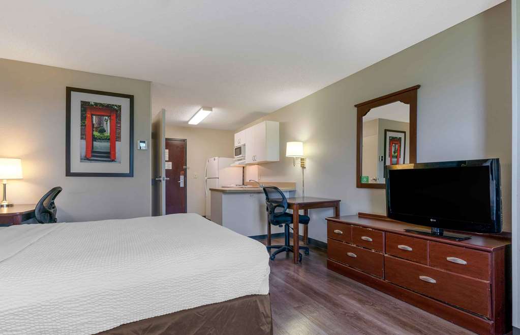Extended Stay America Suites Sacramento Elk Grove - photo 15