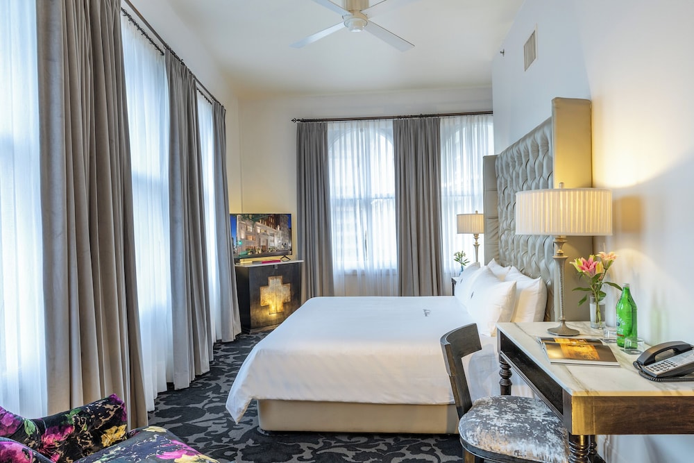 International House Hotel - photo 48