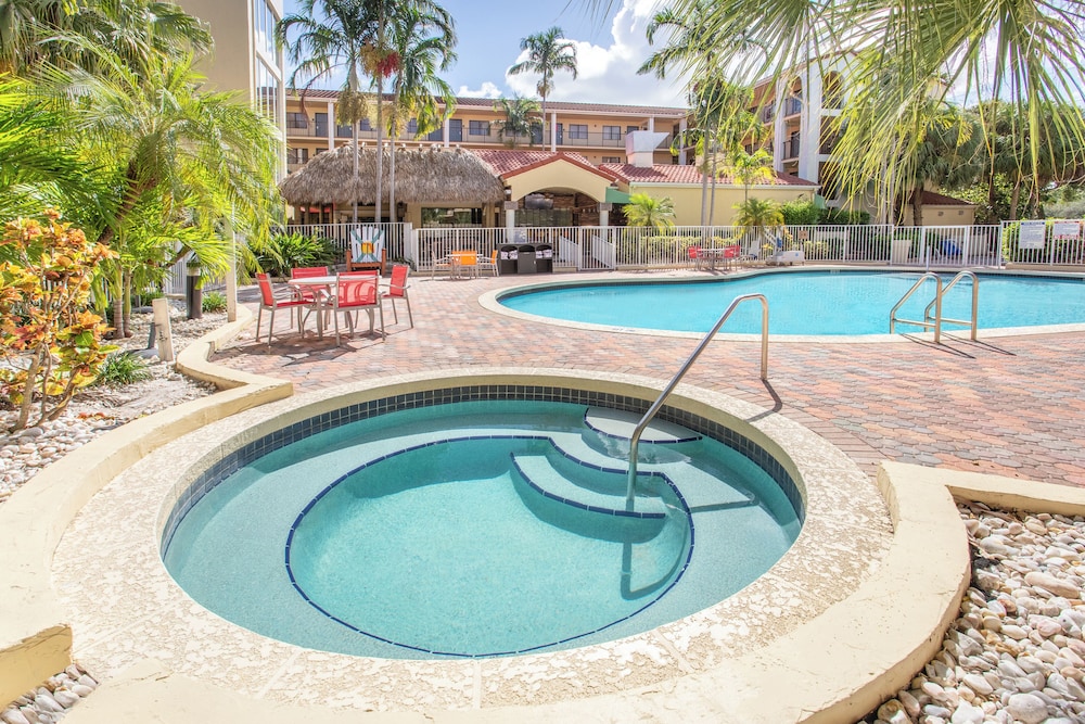 Holiday Inn & Suites Boca Raton North by IHG - photo 25