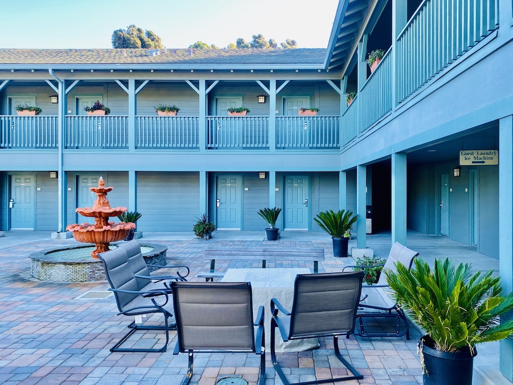 Morro Shores Inn And Suites - photo 26