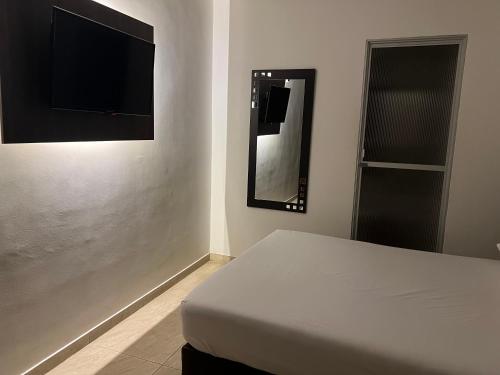 Hotel Marialu — Ocana — photo 5
