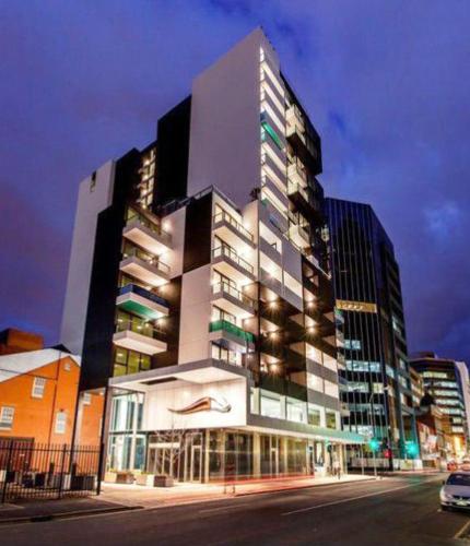 Adelaide City Loft — 4-Star Luxury Hotel in Adelaide, Australia