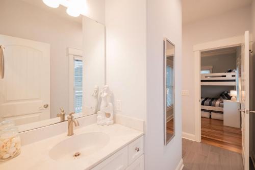 Pier Walker by Oak Island Accommodations - photo 29